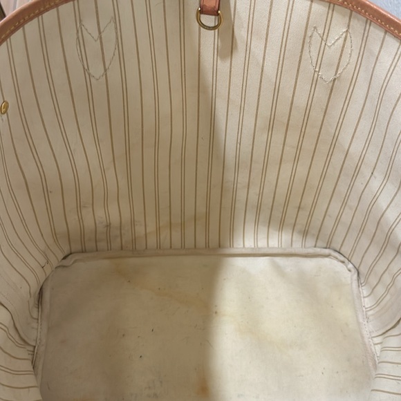 Authentic Louis Vuitton Neverfull MM - Picture 10 of 12